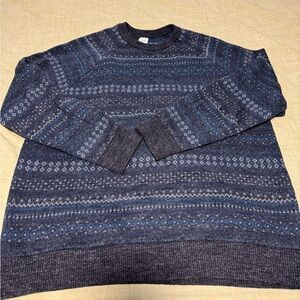 GAP Men's Navy and Gray Crewneck Sweater
